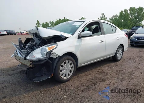 2019 Nissan Versa S/S Plus/Sv z USA, uszkodzony, nr VIN 3N1CN7AP1KL809079